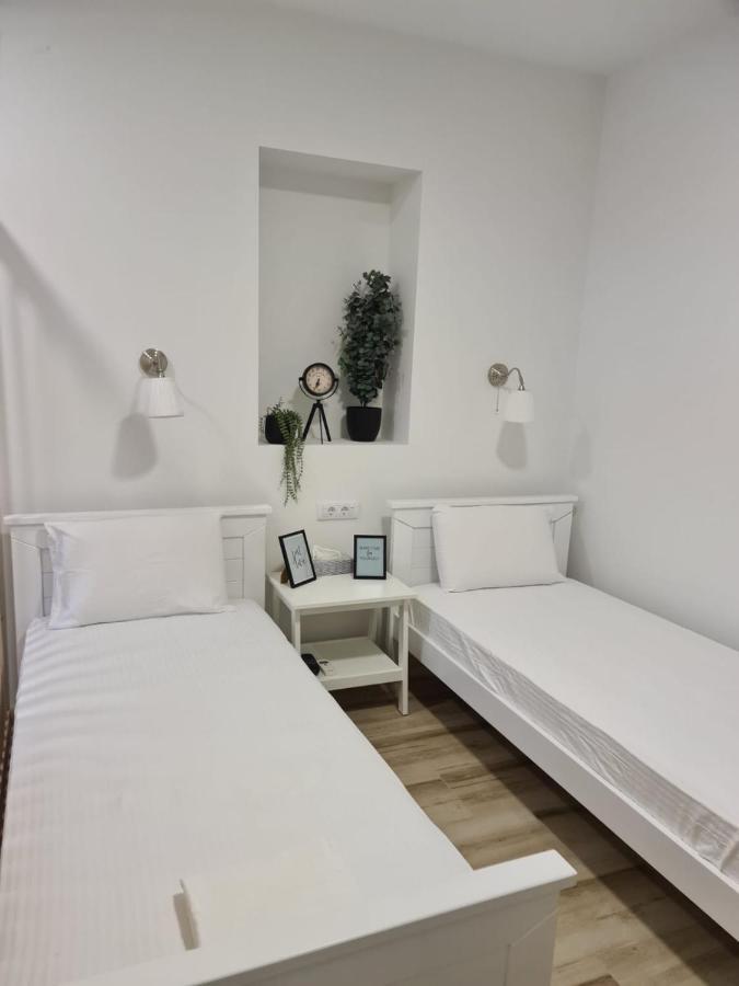 סומבור Apartman Cute&Cosy מראה חיצוני תמונה