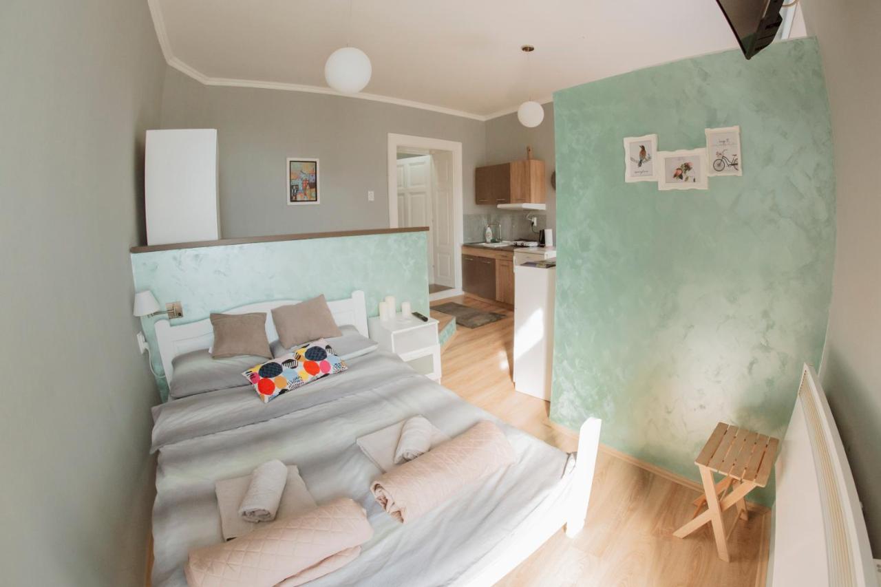 סומבור Apartman Cute&Cosy מראה חיצוני תמונה